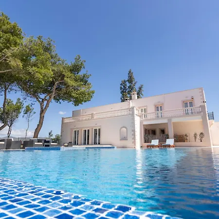 Tatoi Estate Luxury Pool * Athens