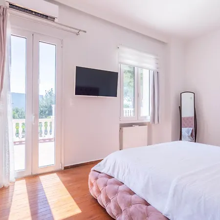 Villa Tatoi Estate Luxury Pool Atenas